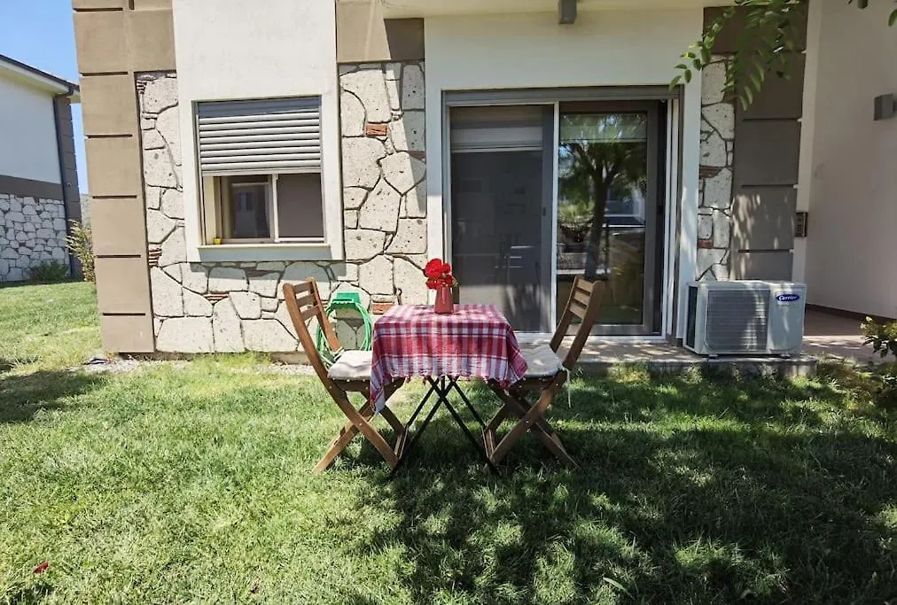 Funny Apartment Near Kite Surf Center Urla 0*,  Turecko